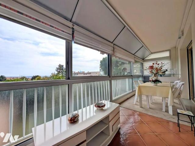 Appartement en vente à Saint Laurent du Var, Provence Alpes Côte d'Azur, 472500€