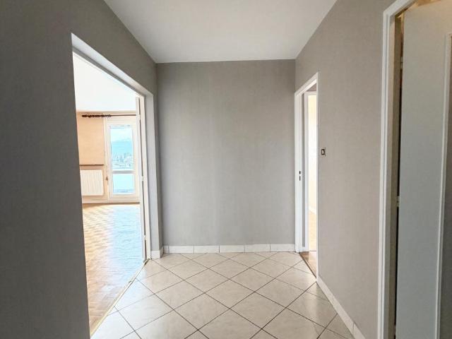 Appartement en vente à Seyssins, Auvergne Rhône Alpes, 180000€