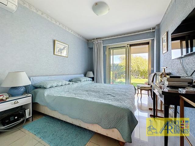 Appartement en Viager occupé 2 têtes à Antibes Rez de Chau. 93m² Antibes