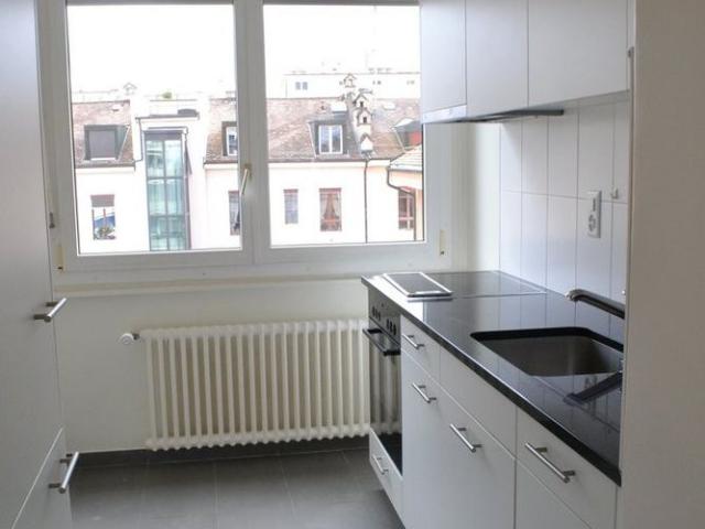 Appartement en attique dans le quartier de St Jean Charmilles