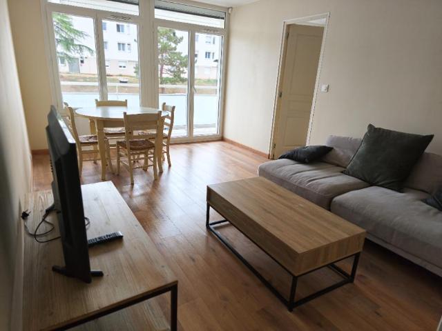 Appartement en colocation lumineux avec balcon à louer à Cenon. Chambre N°3