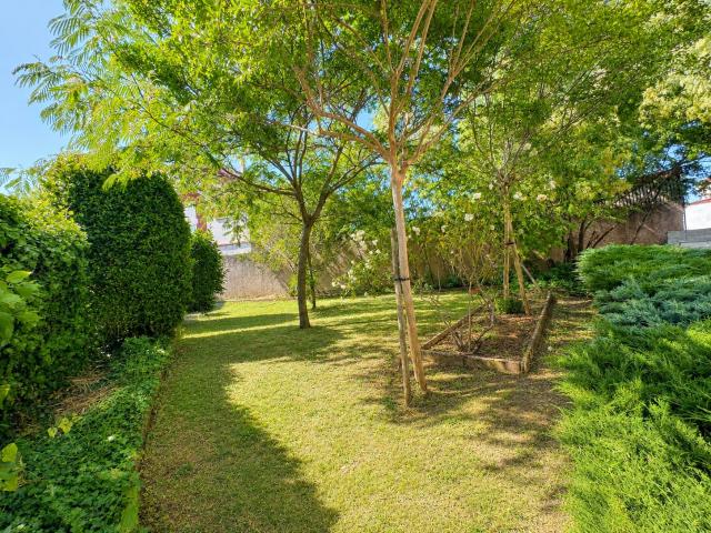 Appartement en copropriété situé à Roussillon à 11 min de St Maurice l'exil au premier étage avec ascenseur