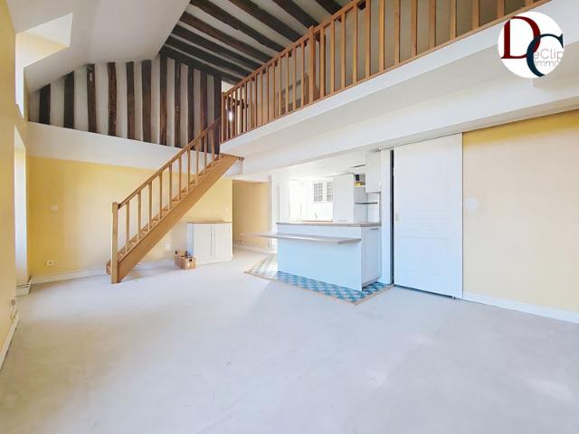 Appartement en duplex centre ville de Senlis 3 chambres