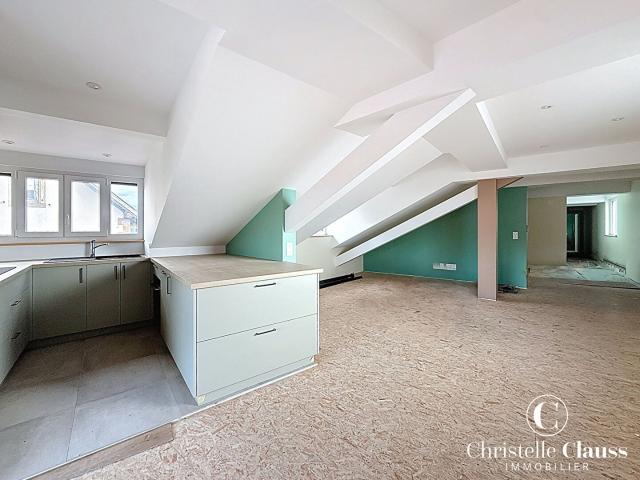 Appartement en duplex à Wasselonne, 110m2 habitables et 135m2 au sol, entièrement rénové