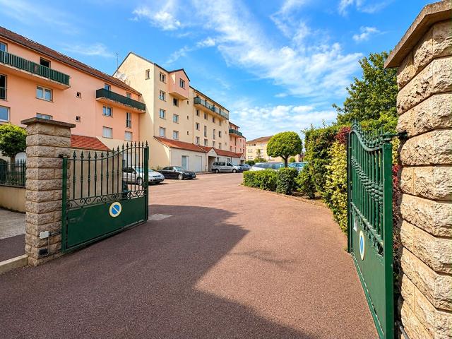 Appartement en duplex à Issou 3/4 pièces 73 m2