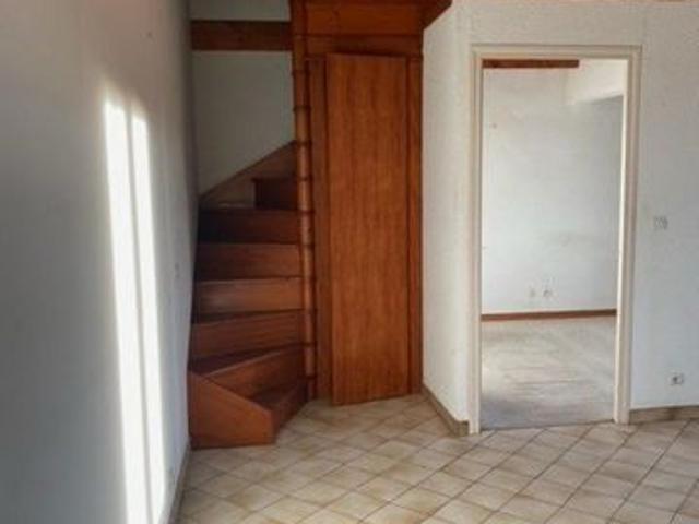 Appartement en duplex à rénover