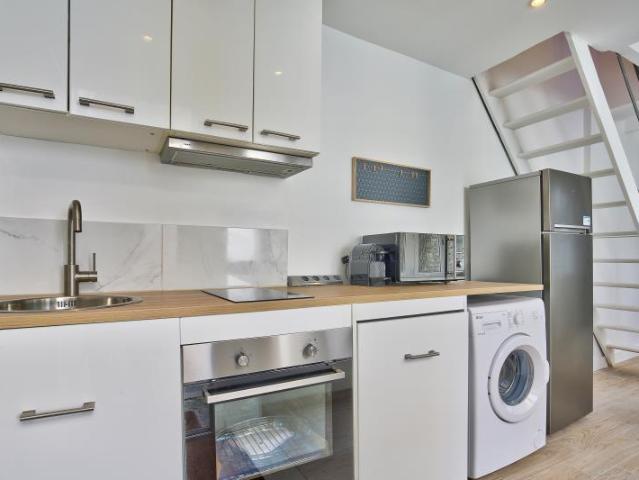 APPARTEMENT EN DUPLEX MEUBLE ST GERMAIN EN LAYE 2 pièce s 32 m2