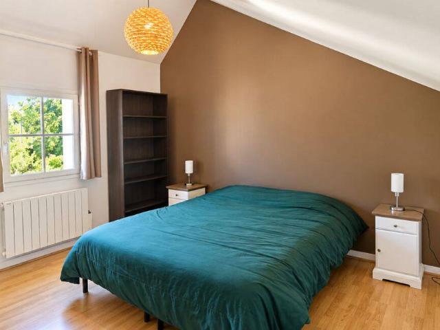 Appartement en duplex meublé 46m² avec garage et terrasse