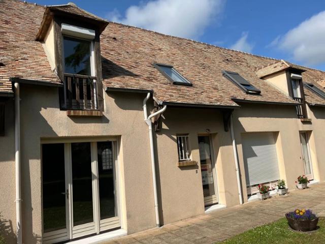 APPARTEMENT EN DUPLEX SAINT AQUILIN DE PACY 27120