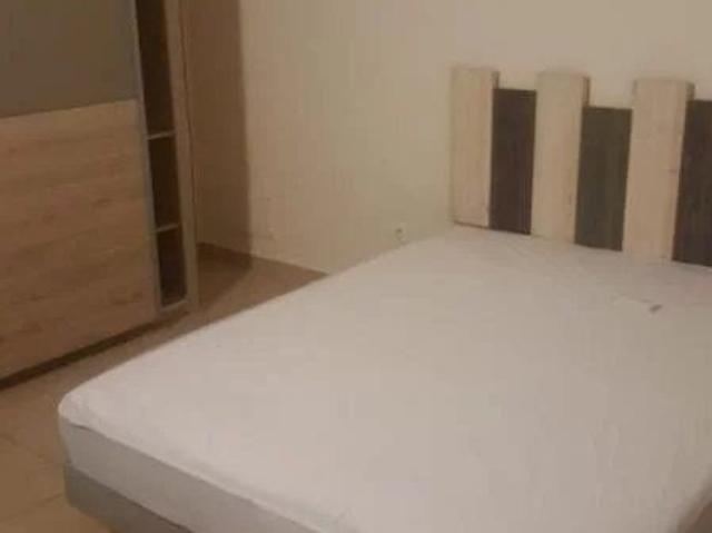 Appartement en haut de villa type T4 meublé ABYMES