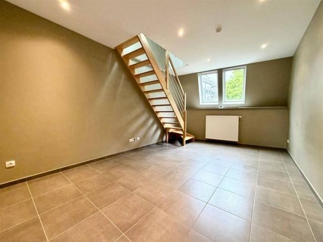 Appartement en Location à Marche en Famenne