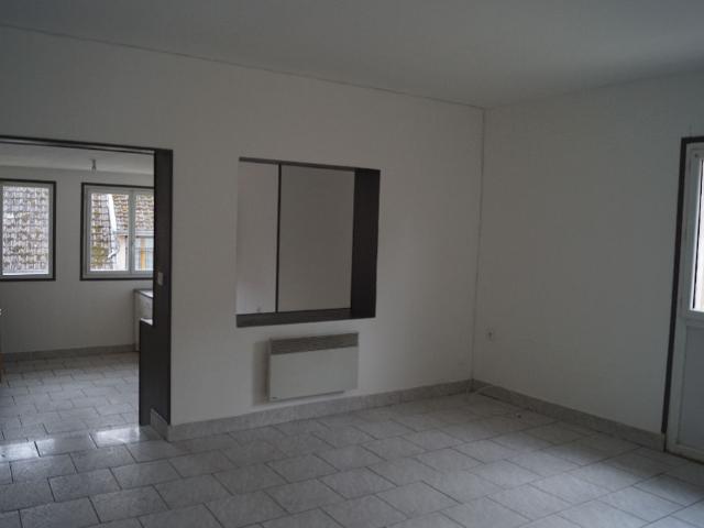 Appartement en location à BAYE