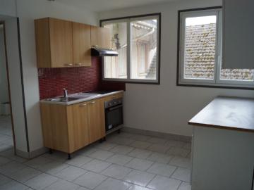 Appartement en location à BAYE