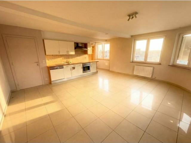 Appartement en Location à Hotton