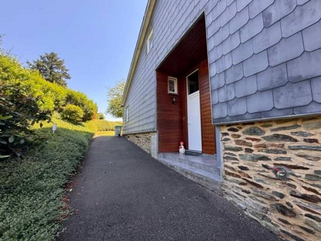 Appartement en Location à Libin