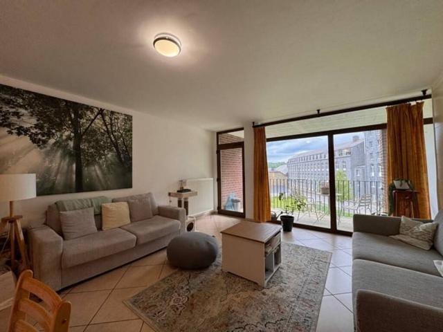 Appartement en Location à Paliseul