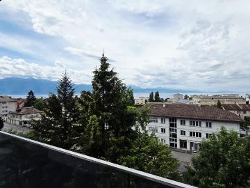 Appartement en parfait état avec vue sur le lac CH 1009 Pully, Ch. des Anciens Moulins 2 A CHF 2'650. /mois + ch