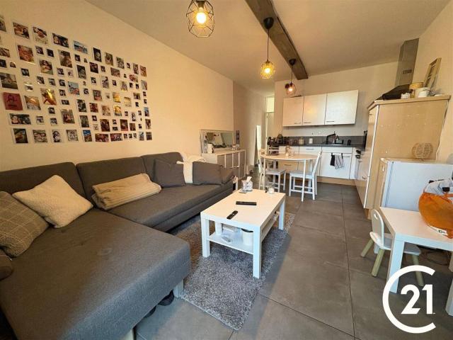 Appartement en plein centre de Ciney