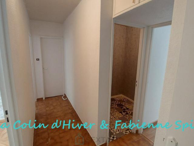 Appartement en RDC, 2 chambres et cave