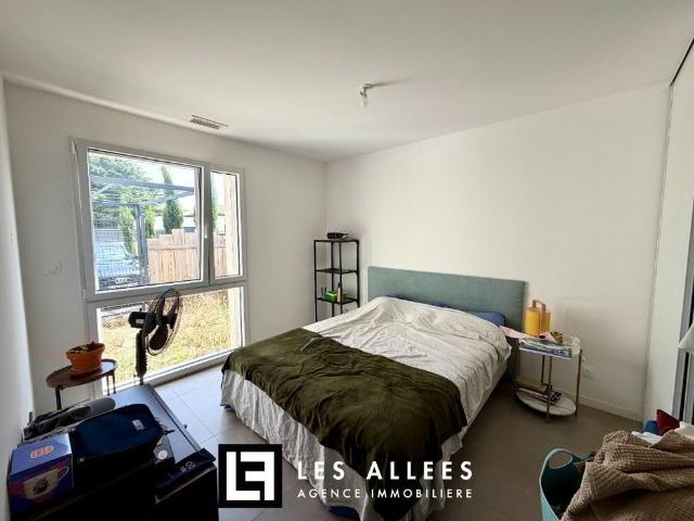 APPARTEMENT EN REZ DE JARDIN