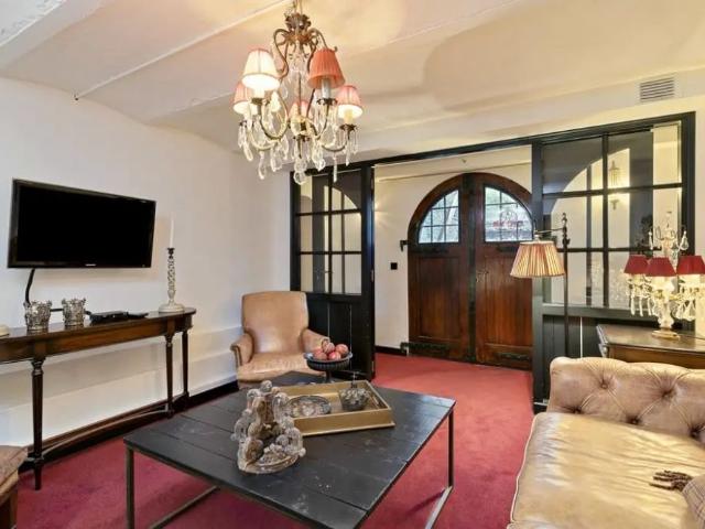 Appartement en sous sol meublé Landgoed Brakkesteyn, Nimègue À louer