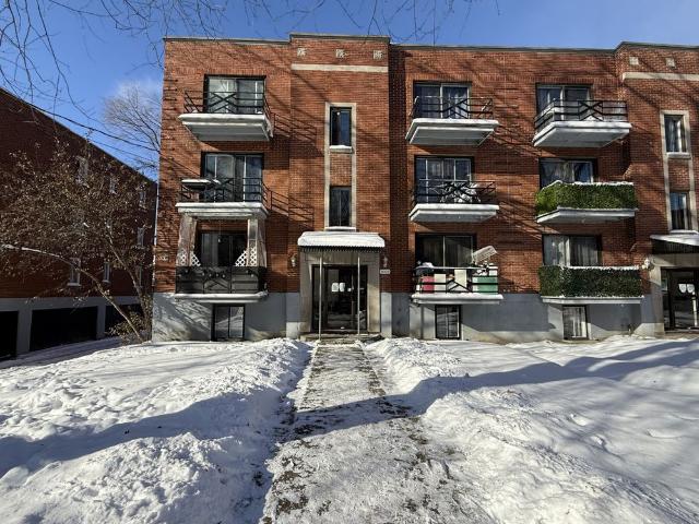 Appartement entièrement meublé de 2 chambres au cœur de Côte des Neiges