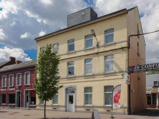 Appartement entièrement rénové 1 chambre 57 m2