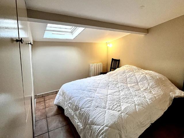Appartement entièrement rénové et meublé