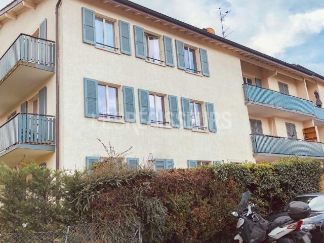 Appartement entièrement rénové à Bernex