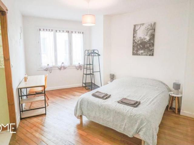 Appartement entièrement rénové à louer
