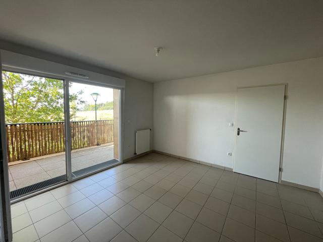 Appartement Escalquens 2 pièces avec balcon et parking