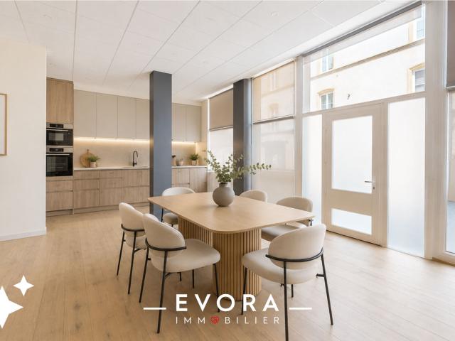 Appartement esprit loft 104.65 m2 Metz ancienne ville 2 chambres