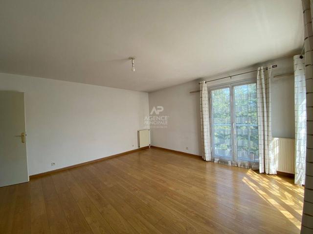 Appartement Eragny Sur Oise 2 pièce s 51.69 m2