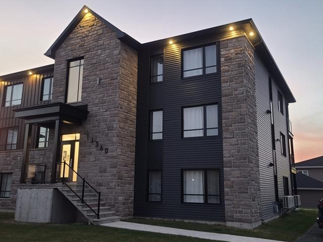 Appartement et Condo à Louer Court Terme 11360 Place des Pervenches, Sainte Angèle de Laval 6 photos | Logis Québec