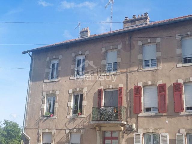 Appartement, Étain