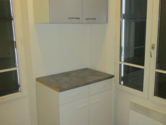 APPARTEMENT ETAMPES 1 pièce s 23.75 m2