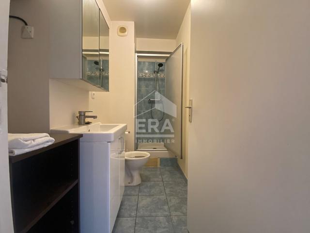 Appartement Etampes 1 pièce s 26 m2