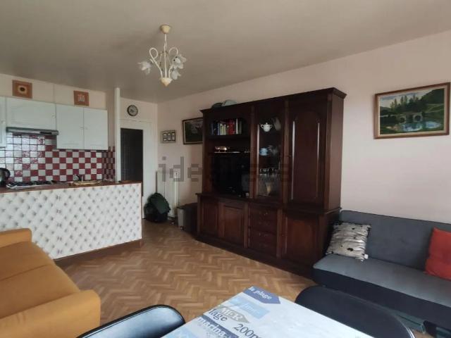 Appartement, Étel