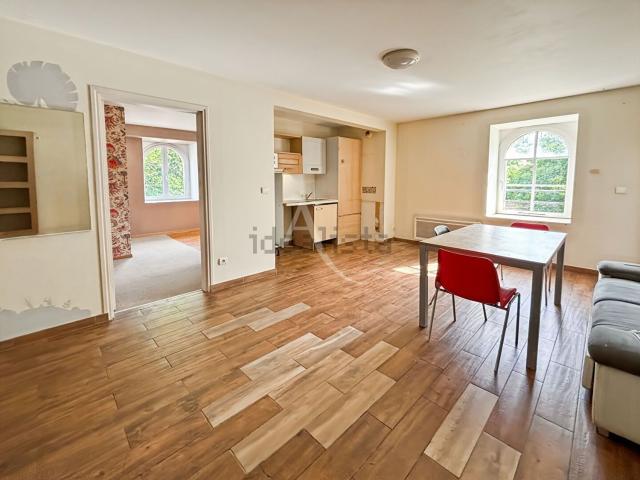 Appartement, Étréchy
