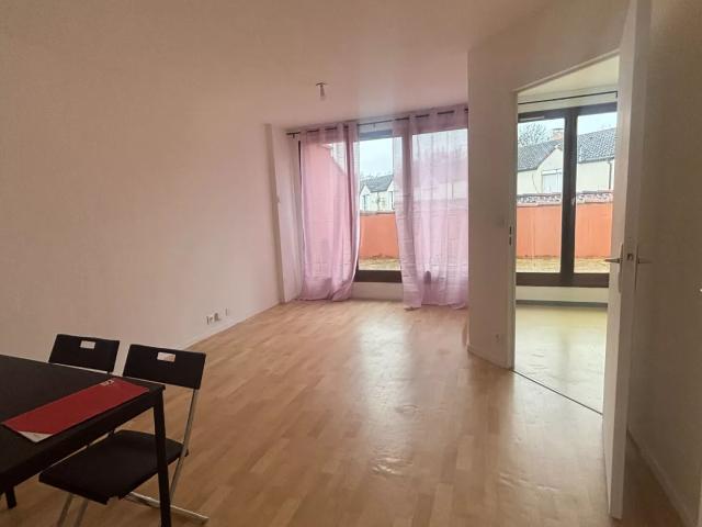 Appartement Evry Courcouronnes 3 pièce s 62.15 m2