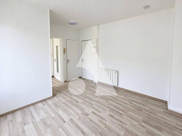 Appartement Evreux 1 pièce s 21.75 m2