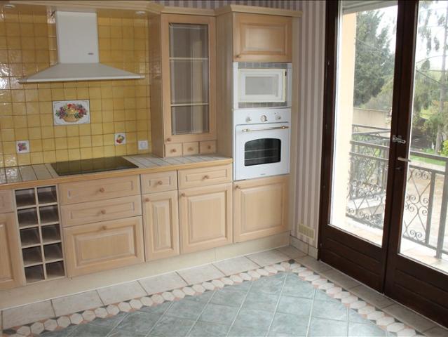 APPARTEMENT F3 67,56 m² OSNY 3 pièce s 67.56 m2