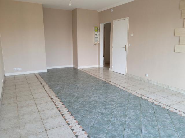 APPARTEMENT F3 67,56 m² OSNY 3 pièce s 67.56 m2