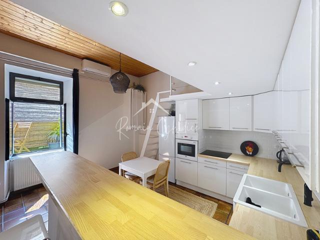 APPARTEMENT F3 67 M2 ATYPIQUE POUR 90 M2 AU SOL