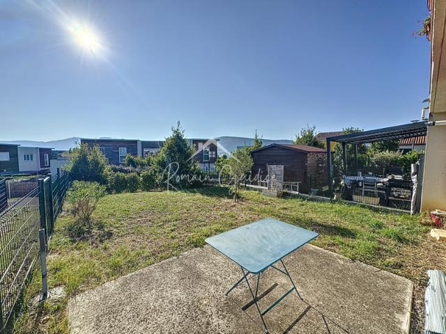 APPARTEMENT F3 66 M2 AVEC JARDIN ET PARKING PRIVÉ