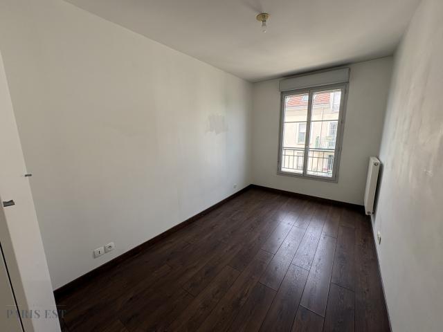 Appartement F3 VAUJOURS