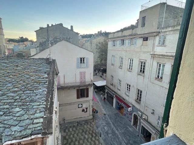 Appartement F3 vide Rue Napoléon Bastia
