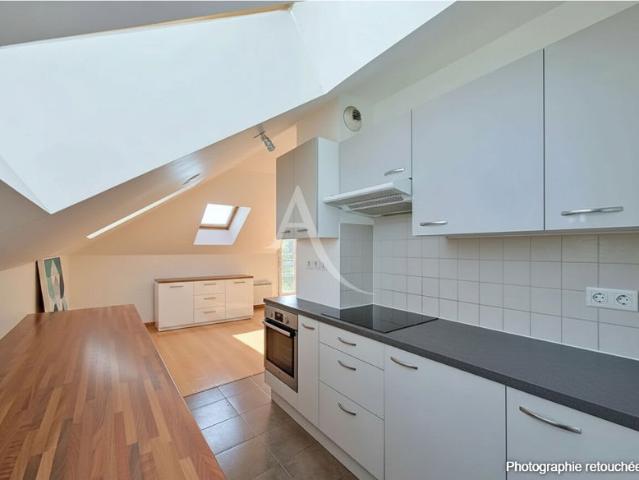Appartement F3 Villenoy place de parking balcon