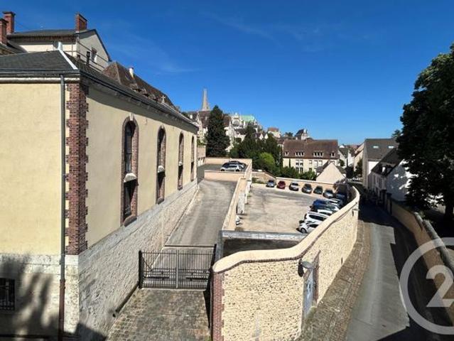 Appartement F3 à louer 3 pièces 108 m2 CHARTRES 28