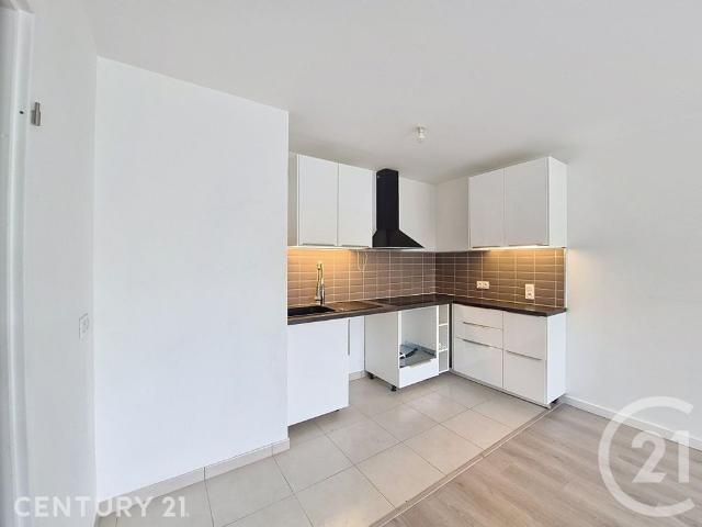 Appartement F3 À Louer 3 Pièces 58,67 M